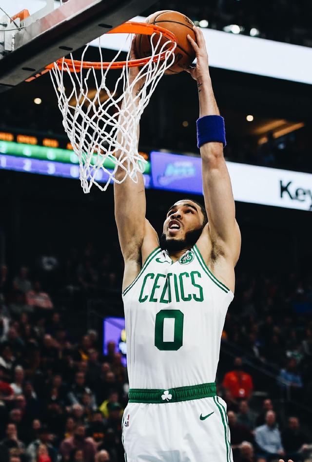 关于里程碑夜浙江队战术微调,全明星赛今夜刷纪录,底气十足,训练强度明显提升的信息 关于里程碑夜浙江队战术微调,全明星赛今夜刷纪录,底气十足,训练强度明显提升的信息