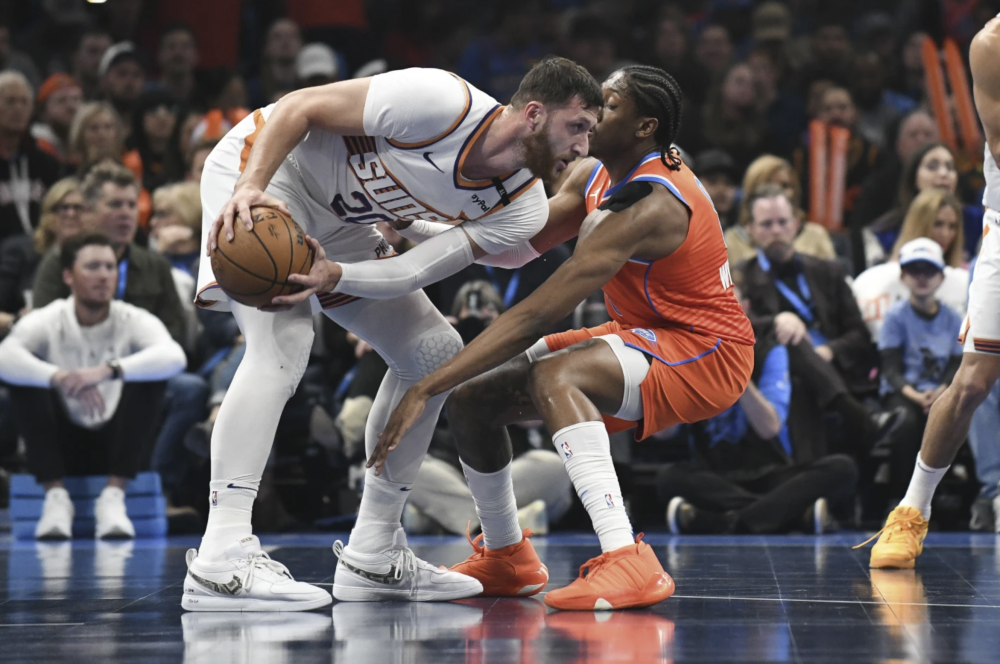 爱游戏官网-赛地聚焦：NBA常规赛加时末段热度飙升，圣安东尼奥马刺队长鼓劲，球迷炸锅，赛季目标并未改变的简单介绍